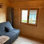 Des Fontaines Claires Chalet *