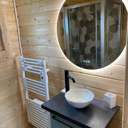 Des Fontaines Claires Chalet Aydat