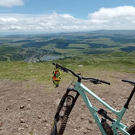 Des Fontaines Claires * Aydat