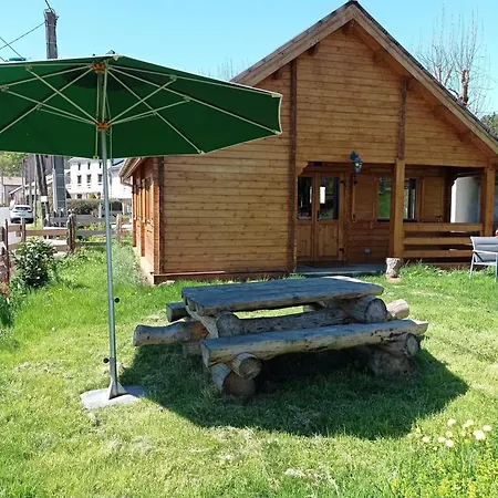 Des Fontaines Claires Aydat