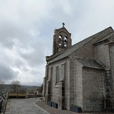 Chalé Des Fontaines Claires Aydat
